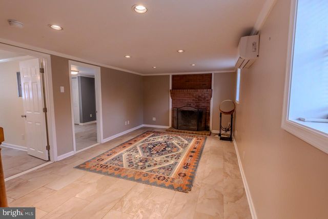 27990 WOODS RD, Easton, MD 21601