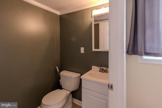 27990 WOODS RD, Easton, MD 21601