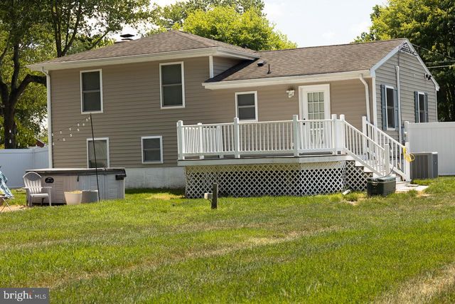 27990 WOODS RD, Easton, MD 21601
