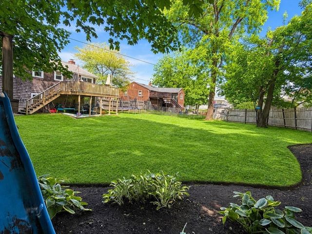 28 Park Ave West, Weymouth, MA 02190