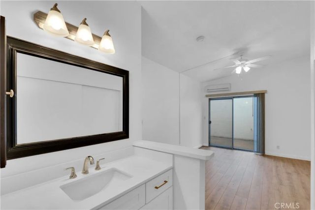 425 Ford, Costa Mesa, CA 92627