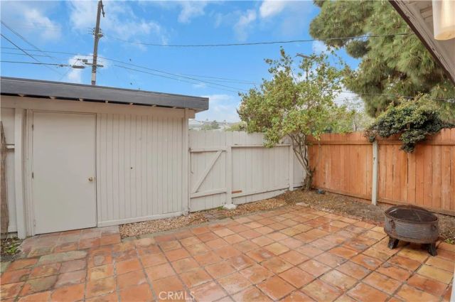 425 Ford, Costa Mesa, CA 92627