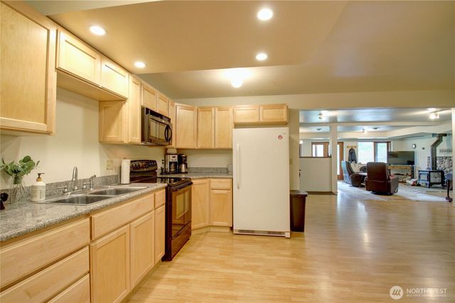 22955 Rose Road, Mount Vernon, WA 98274