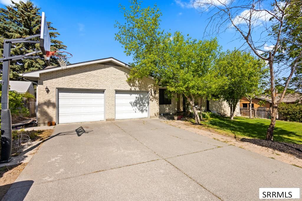 230 Apache, Rexburg, ID 83440