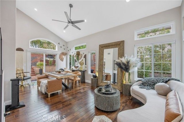 133 Concerto, Oak Park, CA 91377