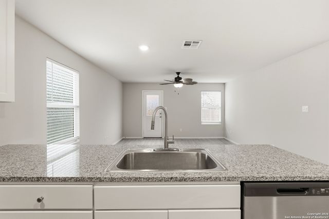 5738 Elm Valley, San Antonio, TX 78242