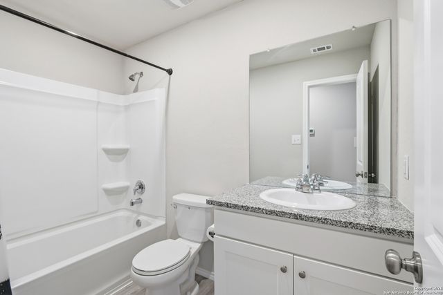 5738 Elm Valley, San Antonio, TX 78242