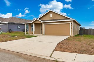 5738 Elm Valley, San Antonio, TX 78242