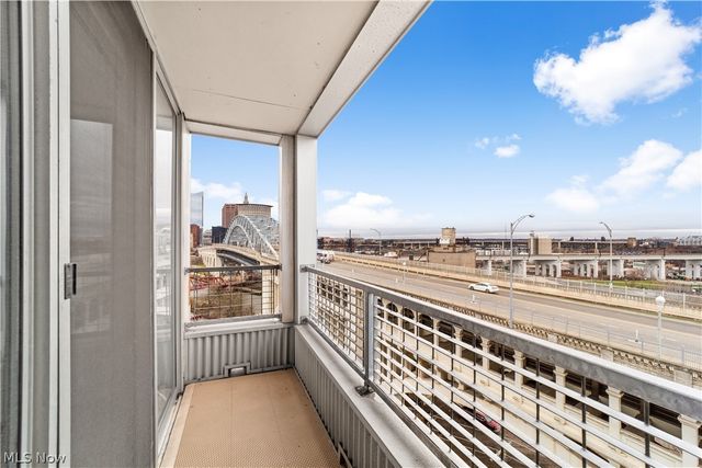 2222 Detroit Avenue 906, Cleveland, OH 44113