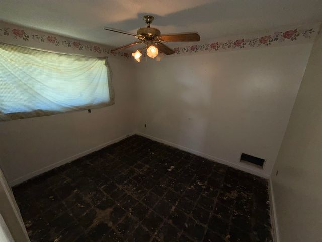 1068 BUCKNER RD, Memphis, TN 38122