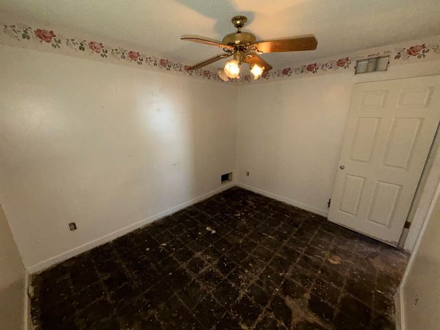 1068 BUCKNER RD, Memphis, TN 38122