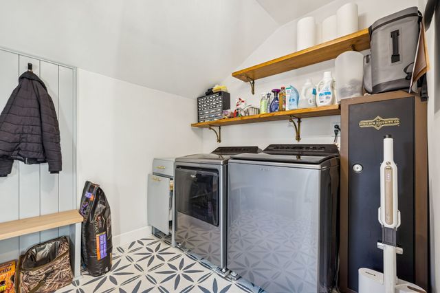 1016 Lenore St, Nashville, TN 37206