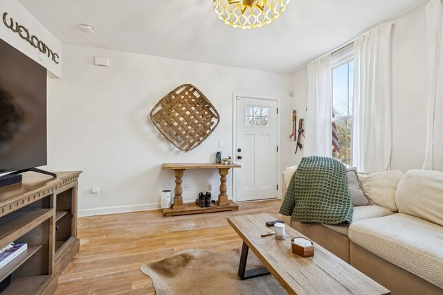 1016 Lenore St, Nashville, TN 37206