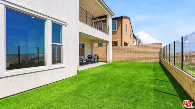 21230 W Wildflower Way, Chatsworth (los Angeles), CA 91311