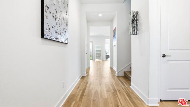 21230 W Wildflower Way, Chatsworth (los Angeles), CA 91311