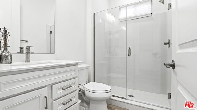 21230 W Wildflower Way, Chatsworth (los Angeles), CA 91311
