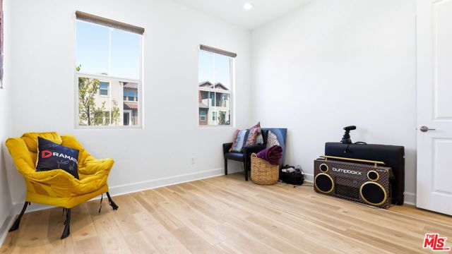 21230 W Wildflower Way, Chatsworth (los Angeles), CA 91311