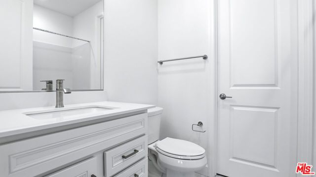 21230 W Wildflower Way, Chatsworth (los Angeles), CA 91311
