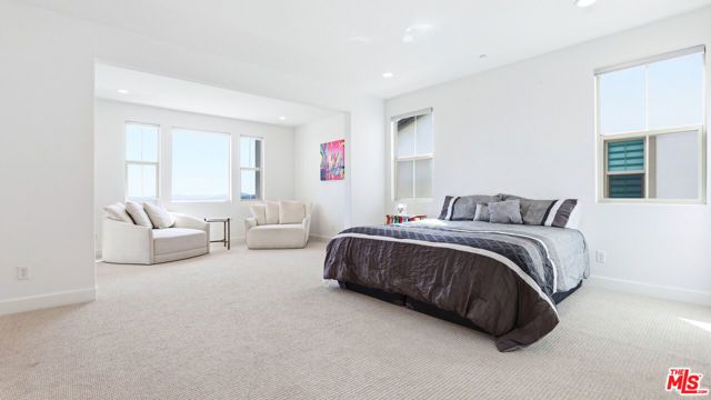 21230 W Wildflower Way, Chatsworth (los Angeles), CA 91311