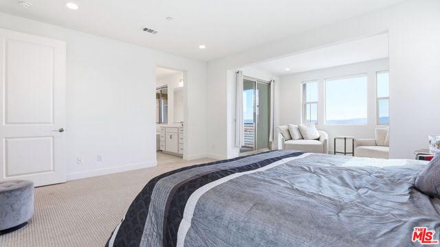 21230 W Wildflower Way, Chatsworth (los Angeles), CA 91311