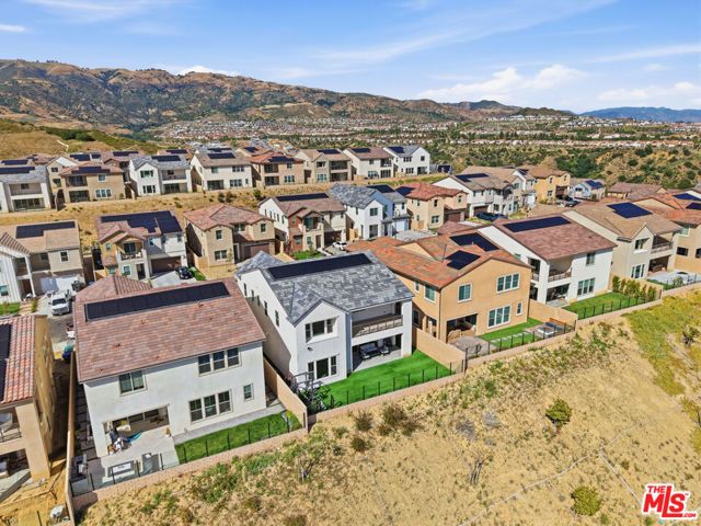21230 W Wildflower Way, Chatsworth (los Angeles), CA 91311