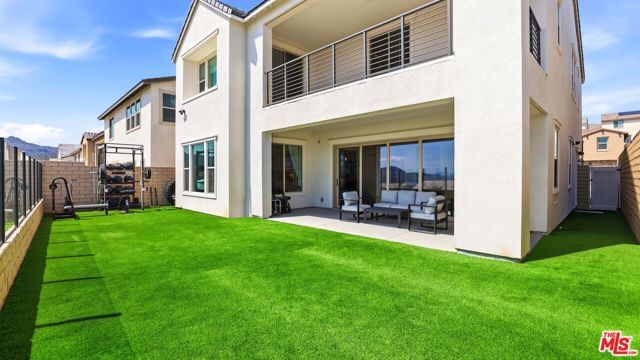 21230 W Wildflower Way, Chatsworth (los Angeles), CA 91311