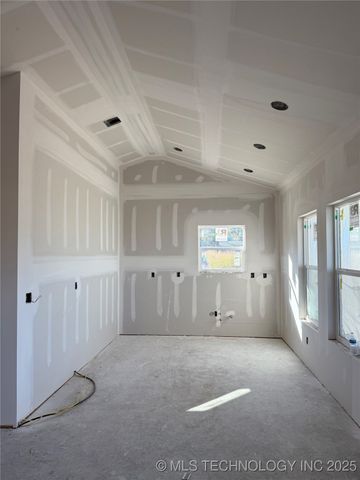 1601 E 4th, Sulphur, OK 73086