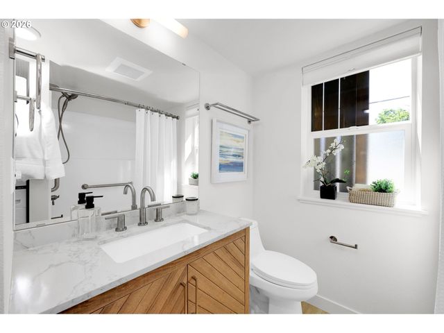 45 W 27th Ave E, Eugene, OR 97405