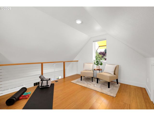 45 W 27th Ave E, Eugene, OR 97405