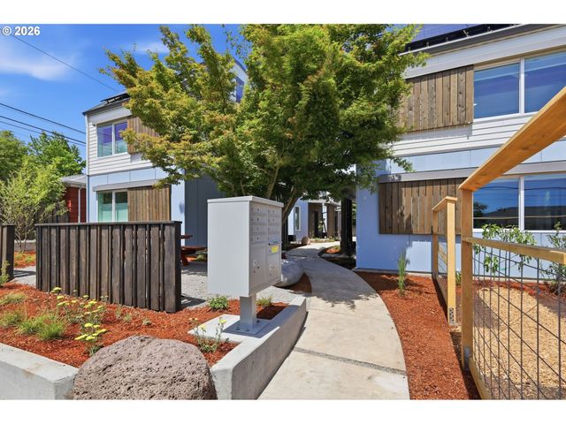 45 W 27th Ave E, Eugene, OR 97405