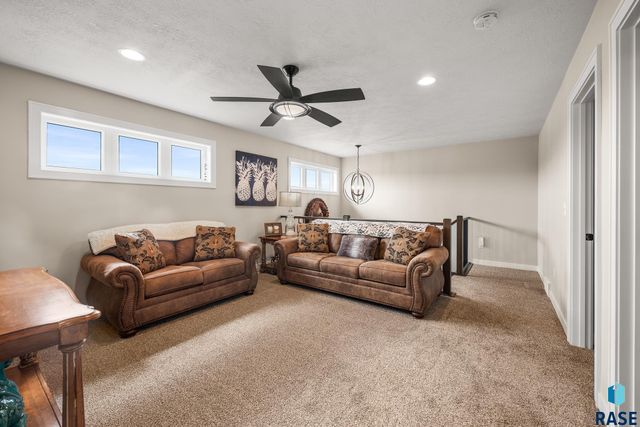 102 E Ivy Rd Ln Lane, Tea, SD 57064