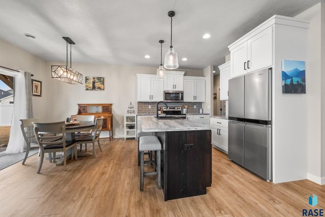 102 E Ivy Rd Ln Lane, Tea, SD 57064