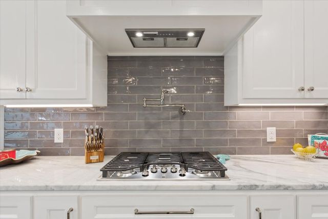 1400 Wandering Trail, Woodway, TX 76712