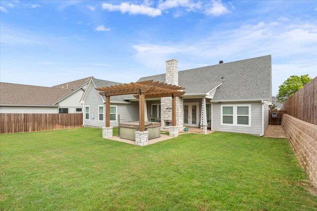 1400 Wandering Trail, Woodway, TX 76712