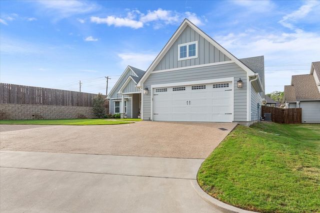 1400 Wandering Trail, Woodway, TX 76712