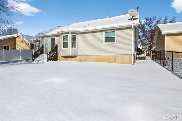 2128 Monks Hollow Drive, Florissant, MO 63031