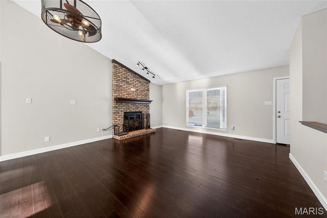 2128 Monks Hollow Drive, Florissant, MO 63031