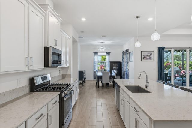 19404 Broad Shore Walk, Loxahatchee, FL 33470