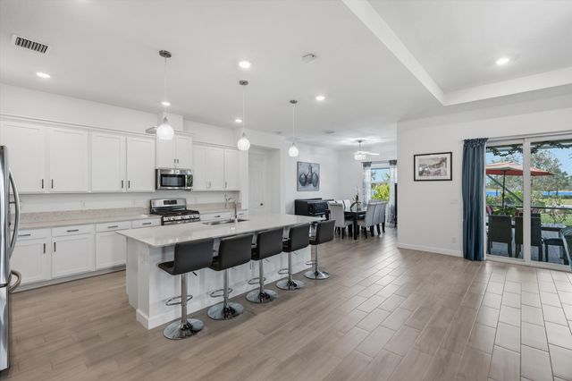 19404 Broad Shore Walk, Loxahatchee, FL 33470