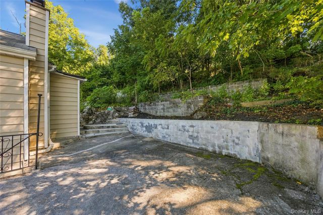 12 Montrose Drive, Carmel, NY 10512