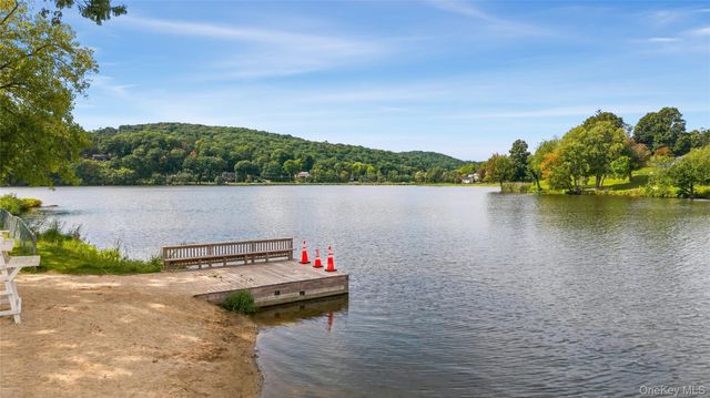 12 Montrose Drive, Carmel, NY 10512