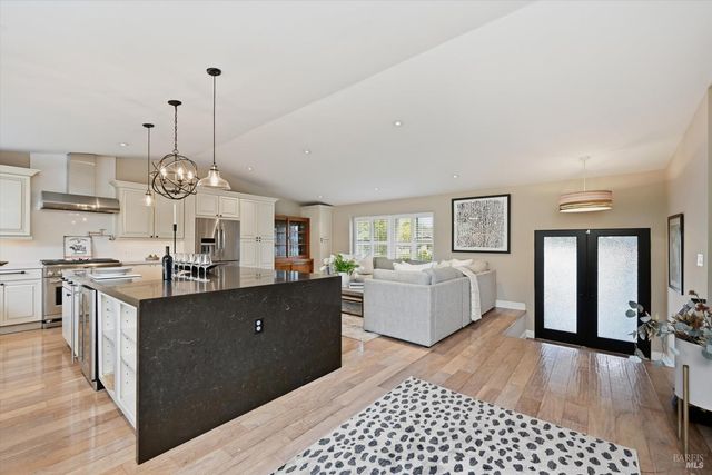 3355 Covey Ct, Napa, CA 94558