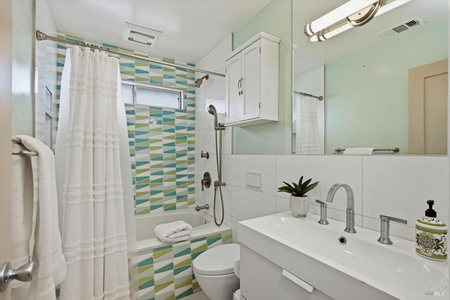 3355 Covey Ct, Napa, CA 94558