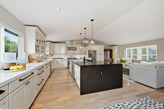 3355 Covey Ct, Napa, CA 94558