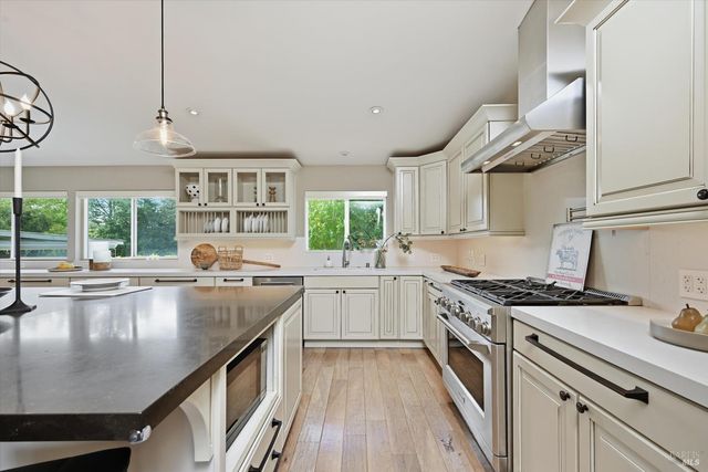 3355 Covey Ct, Napa, CA 94558