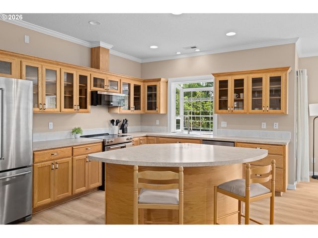 8867 Se 10TH Ave, Portland, OR 97202