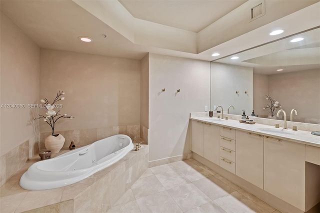 14951 Royal Oaks Lane 1202, North Miami, FL 33181