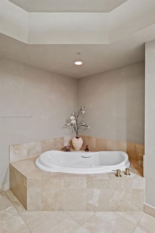 14951 Royal Oaks Lane 1202, North Miami, FL 33181