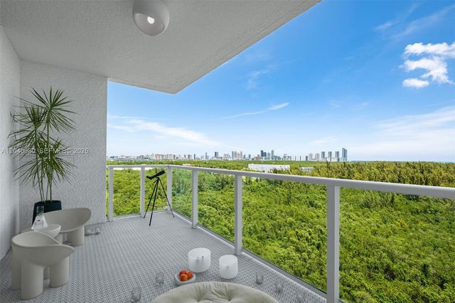 14951 Royal Oaks Lane 1202, North Miami, FL 33181