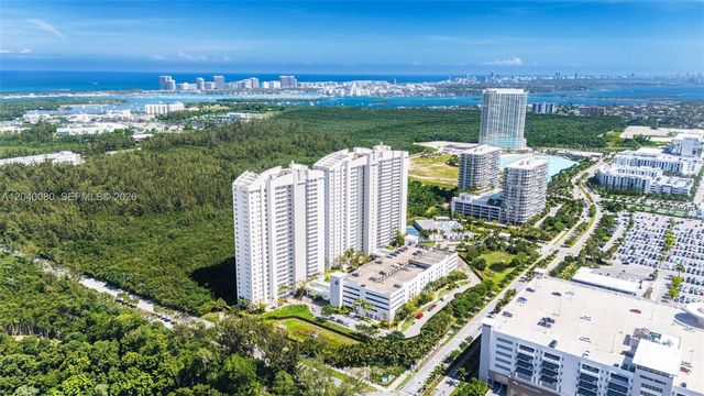 14951 Royal Oaks Lane 1202, North Miami, FL 33181